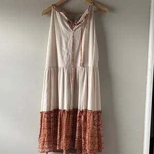 NWT Hem & Thread Cream and Burnt Orange Tiered Sleeveless Dress thumbnail 6