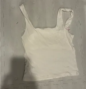 Edikted Tank Top thumbnail 2