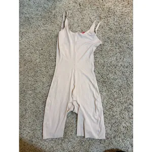 Spanx Open-Bust Mid-Thigh Bodysuit Shapewear Nude Beige thumbnail 7