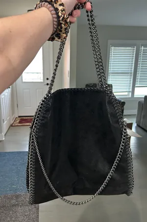 Brand new gorgeous black vegan leather oversized handbag! thumbnail 6