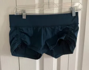Lululemon Swim Short Turquoise Size 6 thumbnail 1