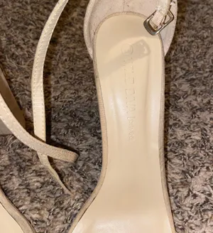 Wild Diva Nude suede heels thumbnail 7