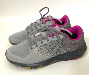 New Balance Lightweight Trail Sneakers Gray Pink Women's Size 8.5 thumbnail 1