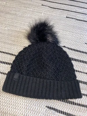 lululemon Merino Wool Black Knit Beanie with Faux Fur Pom thumbnail 6