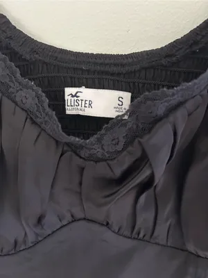 Hollister Black Long-Sleeve Cropped Ruched Bust Top thumbnail 3