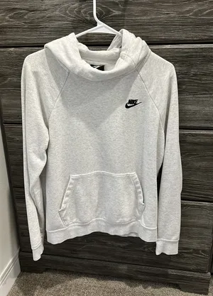 Nike Women’s Sweatshirt Hoodie thumbnail 1