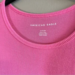 ✨ American Eagle‎ Women’s Hot Pink Top Small thumbnail 5