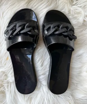 Vince Camuto Black Slide Sandals with Chunky Chain Detail Size 7M thumbnail 1