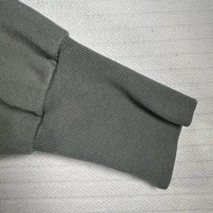 Old Navy Women’s XL Olive Green Just Vibing Graphic Cropped Sweatshirt thumbnail 4