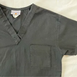 Peaches Uniforms Medium Women's Scrubs Top Black V-Neck Front Pocket thumbnail 5