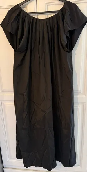 Simple Black Round Midi Dress XL thumbnail 1
