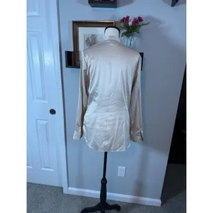 Cabi Champagne Satin Feel Ruffle Bib Blouse Minimalist Beige Top Women's Medium thumbnail 2