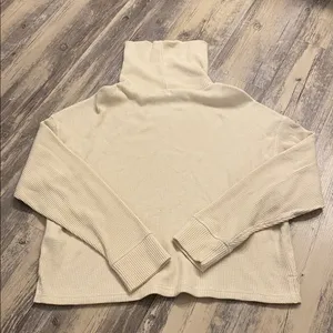 Abercrombie & Fitch A&F Relaxed Waffle Knit L/S Turtleneck Cream Top Cream SMALL thumbnail 1