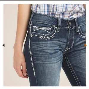 Ariat Blue Flare Wide Leg Jeans with Vintage Appeal thumbnail 5