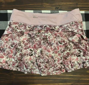 Lululemon Play Off The Pleats Skirt Blossom Spritz Multi Pink Chalk Size 8 thumbnail 1