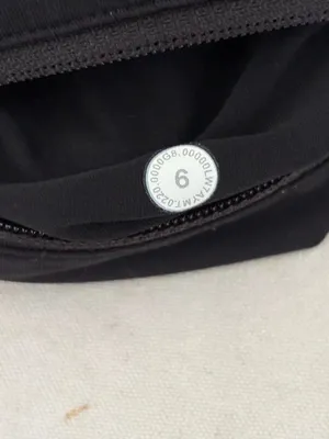 Lululemon Speed Up Short Long 4", Black thumbnail 3