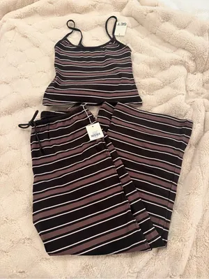SET Active Easy Stripe Pants & Tank in Driftwood thumbnail 1
