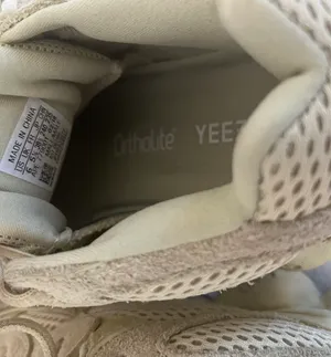 Yeezy 500 Boost Super Moon thumbnail 4