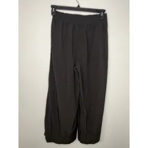 Lululemon Wide-Leg High Rise Crop Pants Size 6 Black Flowy Split Hem thumbnail 2