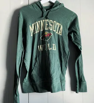 NHL MN Wild Hockey Graphic Lightweight Long Sleeve Hoodie Tee M thumbnail 1