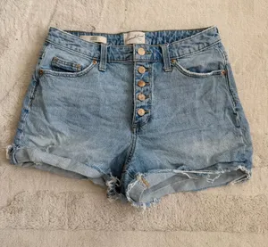 Universal Threads Shorts Denim High-Rise thumbnail 1