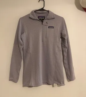 Patagonia 1/4-Zip Pullover Sweater thumbnail 1