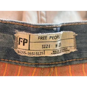 Free People Denim Shorts 25 Blue Distressed Raw Hem Boho Festival Vacation thumbnail 9