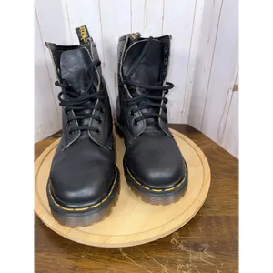 Dr. Martens Boots Womens 7‎ Black 1460 W Smooth 8 Eye Lace-Up Yellow Stitch Gum thumbnail 6