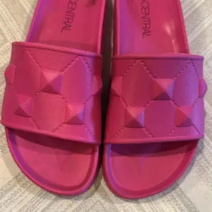 275 Central Women’s Hot Pink Fuchsia Rubber Stud Detail Slides - Size 38 thumbnail 3