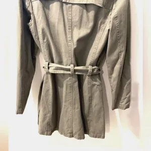 H&M Classic Belted Trench Coat Women's 6 Midi Twill Classic Jacket Olive Green thumbnail 9