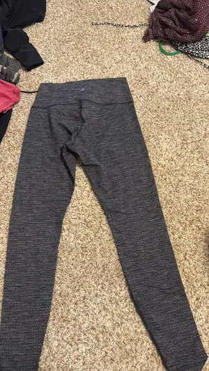 Size 10 lululemon leggings  thumbnail 2
