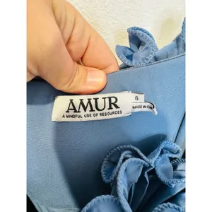 AMUR Dusk Blue Romantic Silhouette Cascading Tiers Strapless Janey Gown size 6 thumbnail 8