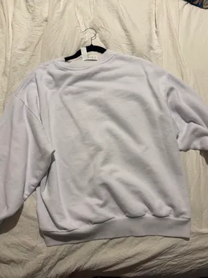 Alo Yoga crewneck thumbnail 4