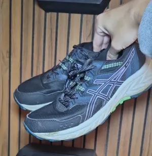 Asics Women's Black and Green Boots thumbnail 1