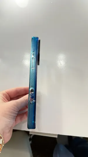 CASETiFY Case iPhone thumbnail 3