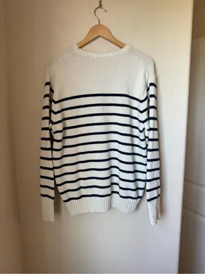 Brandy Melville Cotton Thick Stripe Sweater Navy Blue & White thumbnail 2