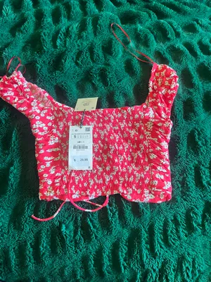 Pink Floral Crop Top thumbnail 2