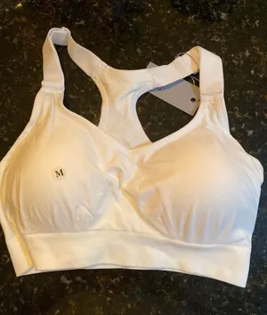 FITTIN Padded Seamless Racerback Sports Bra White Size M Gym Yoga Fitness NWT thumbnail 1