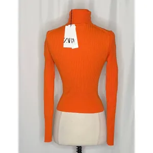 NWT!! ZARA Ribbed Turtleneck Sweater Bright Orange Fitted Knit Cropped Small thumbnail 10