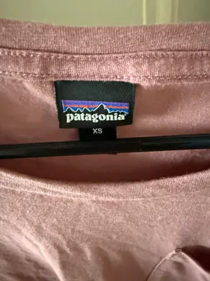 Patagonia Women’s Shirt thumbnail 2