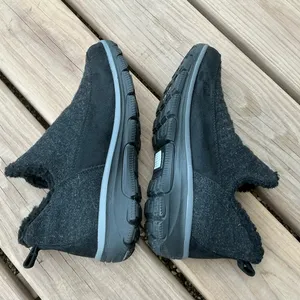 Skechers slip ons 🌟🌟🌟 thumbnail 10