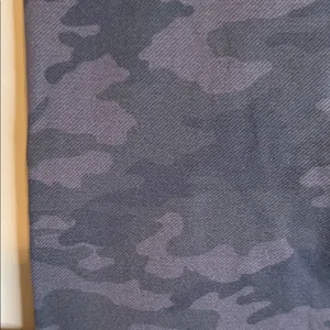 SPANX Look At Me Now Seamless Camo Leggings Black Gray Large‎ Streetwear thumbnail 4