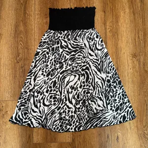 Y2k Pacific Beach Zebra Leopard Print Smocked Strapless Dress White Black sz M thumbnail 5