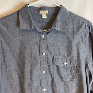 J. CREW Shirt Women's Medium Blue Chambray Cotton Button Up Collared Long Sleeve thumbnail 2