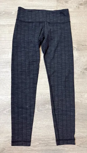 •LULULEMON• PATTERNED LEGGINGS thumbnail 1