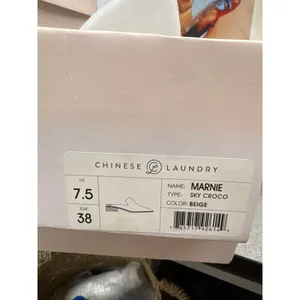 NIB Chinese Laundry 7.5 Marnie Sky Croco Beige Slip On Heeled Pointed Toe Mules thumbnail 6
