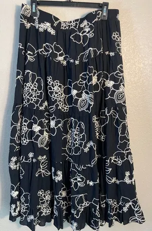 Coldwater Creek Womens L Maxi Skirt Black White Floral Embroidered Tiered Boho thumbnail 1