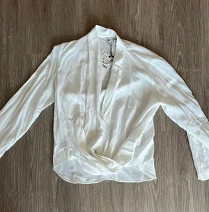 ZARA White Linen Blouse thumbnail 1