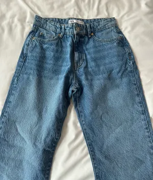 ZARA Jeans thumbnail 1