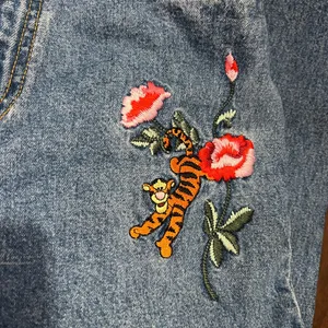 Disney Pooh Tigger Vintage Embroidered Denim Cropped Jeans thumbnail 2